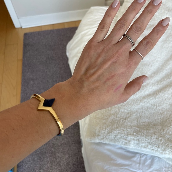 House of Harlow Triangle Cuff - Navy Blue Stone - Picture 5 of 5